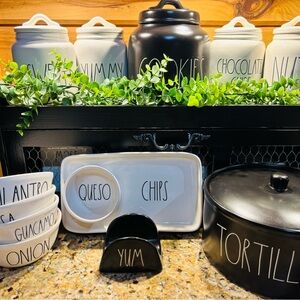 Rae Dunn Black and White Taco Set